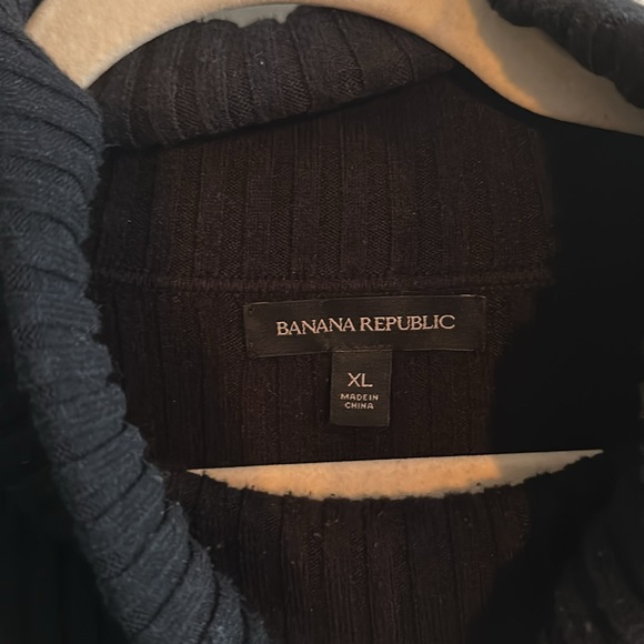 Black Ribbed Turtleneck Sweater - Picture 2 of 3